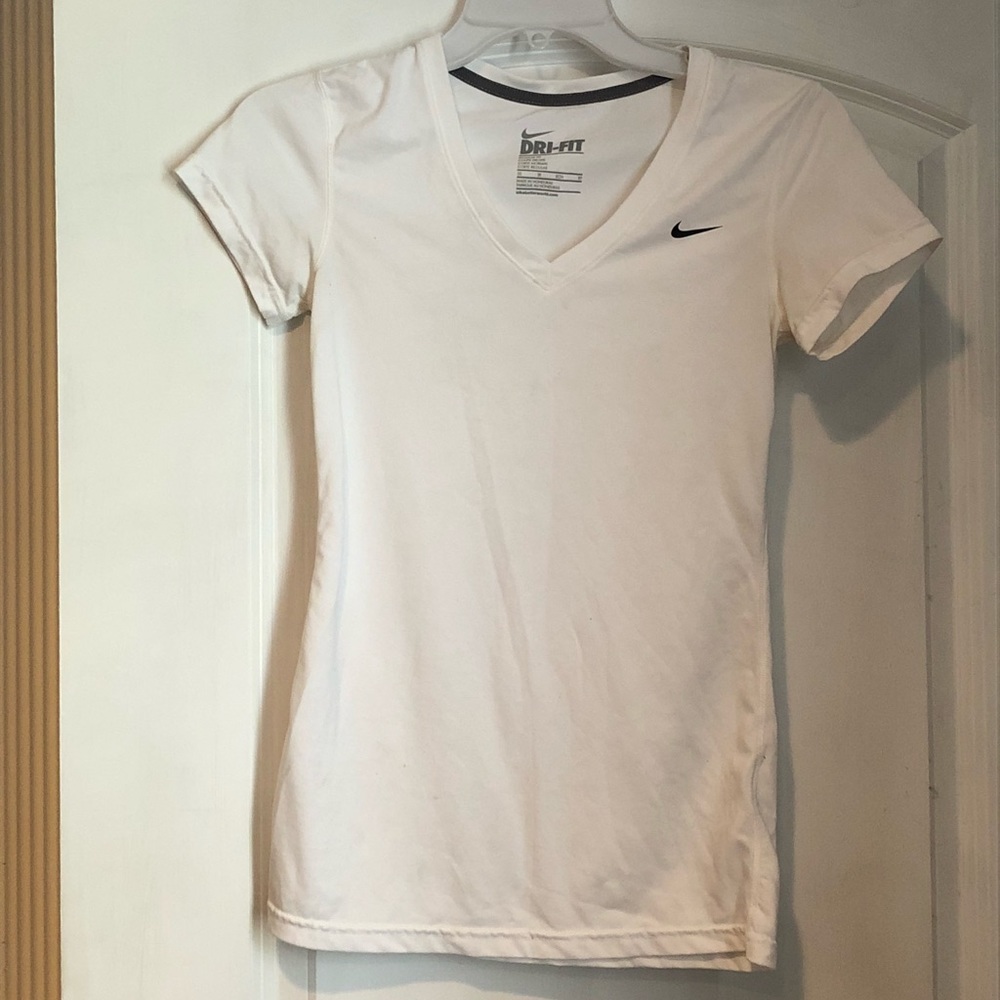 Women’s Nike Shirt